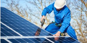 Installation Maintenance Panneaux Solaires Photovoltaïques à Donzere